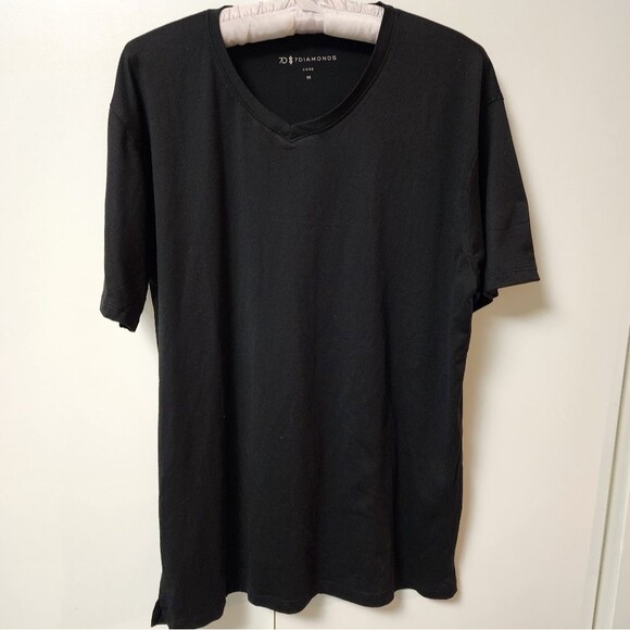 7DIAMONDS mens Black  V Neck Core T Shirt Sz M Quiet Lux Performance Minimal - Picture 1 of 16